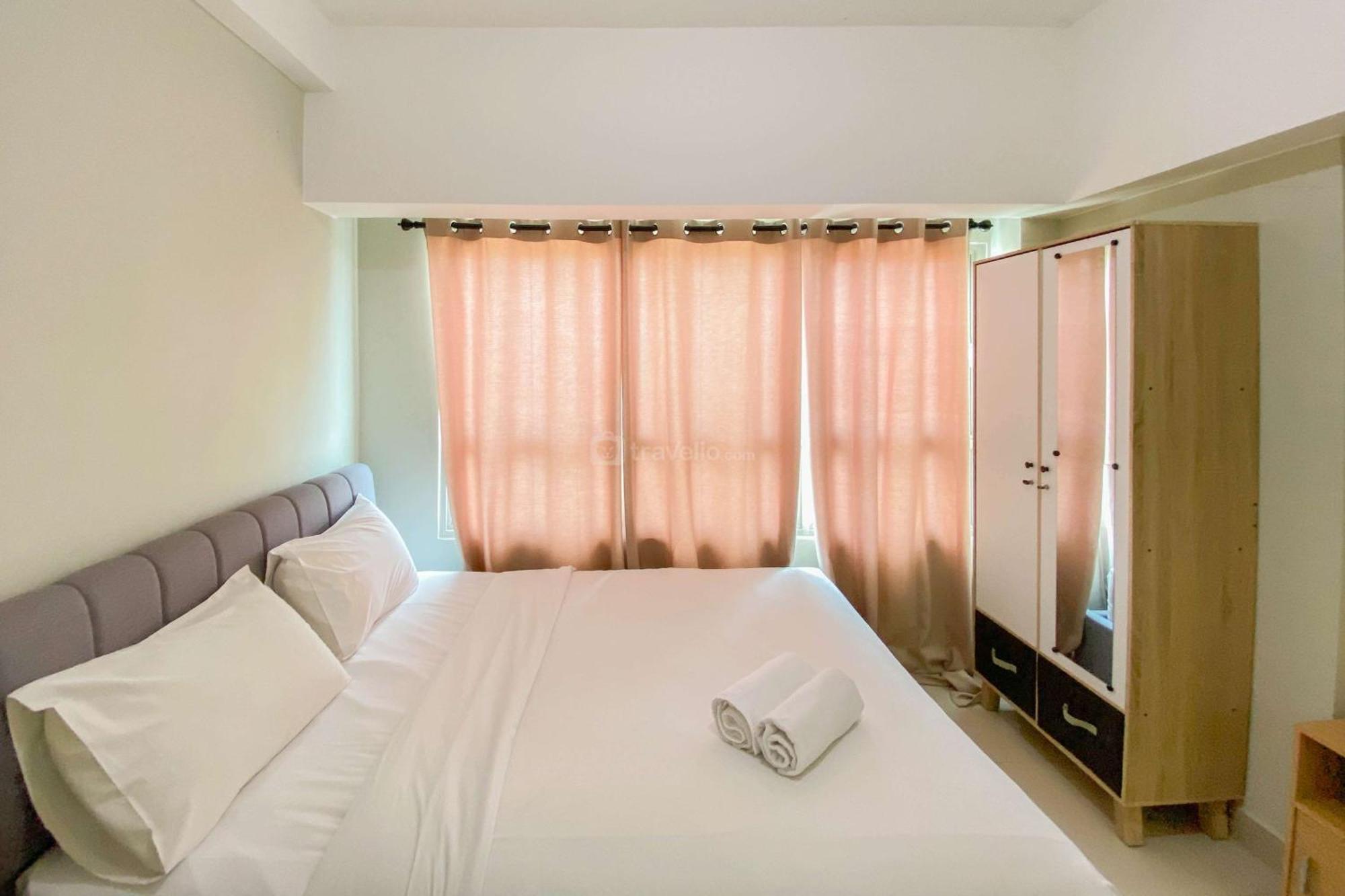 Pleasant And Tidy Springlake Summarecon By Travelio * Bekasi