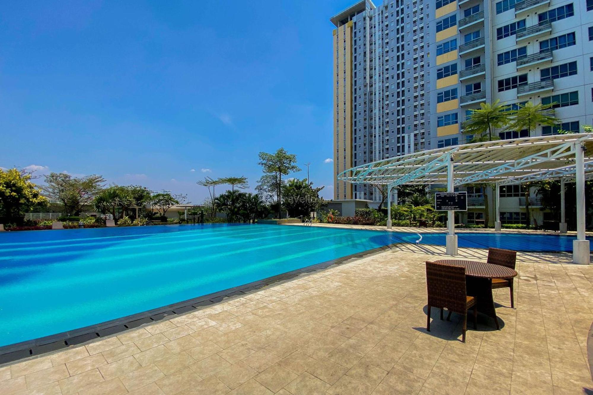 Pleasant And Tidy Springlake Summarecon By Travelio Bekasi