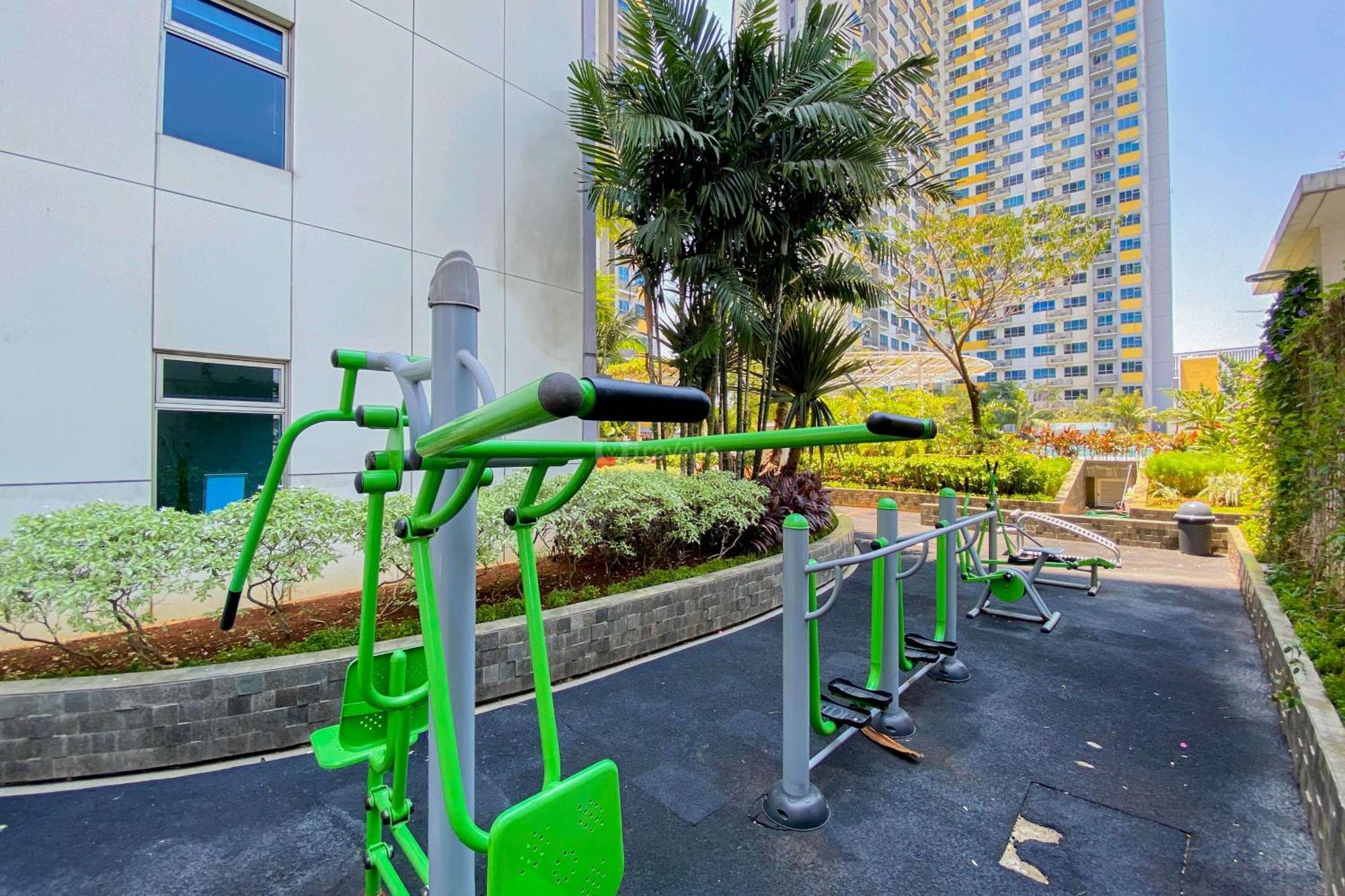Pleasant And Tidy Springlake Summarecon By Travelio * Bekasi